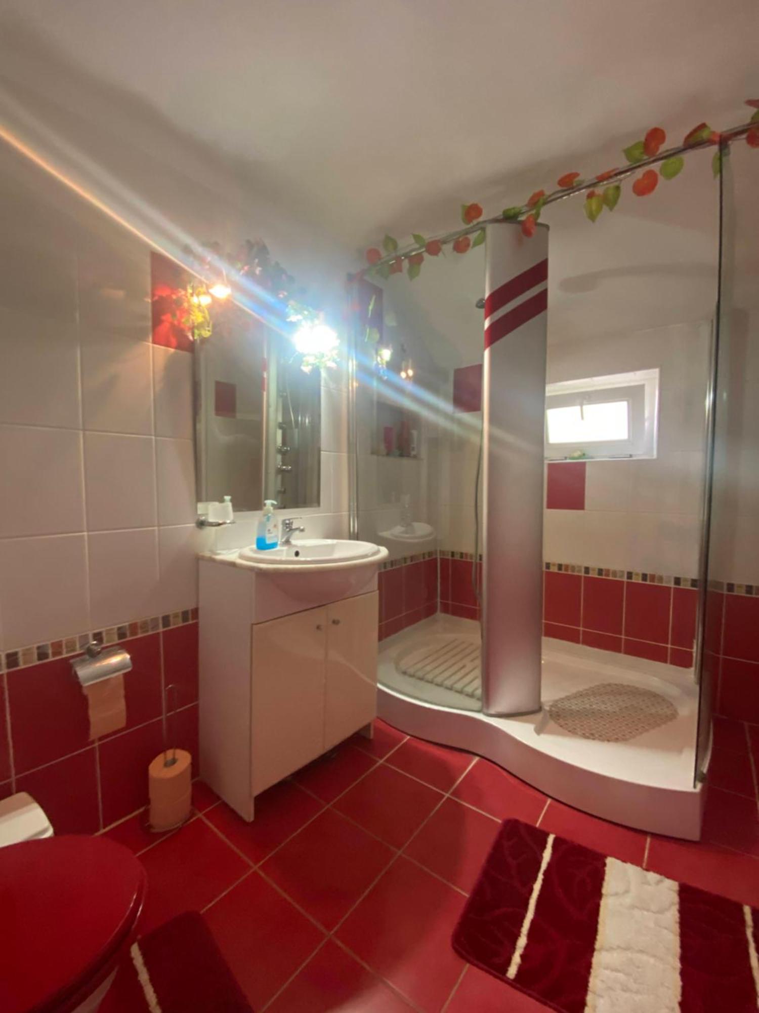 Vila Mara Buşteni Exteriör bild
